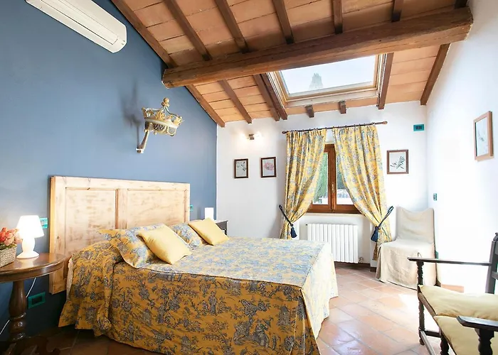 Santa Chiara Апартаменти